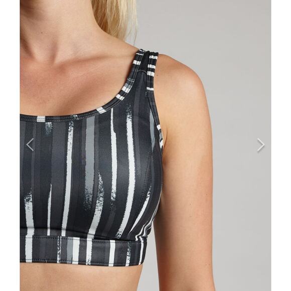 Title Nine Bra Sports High Impact Black and White 34C - Picture 3 of 10